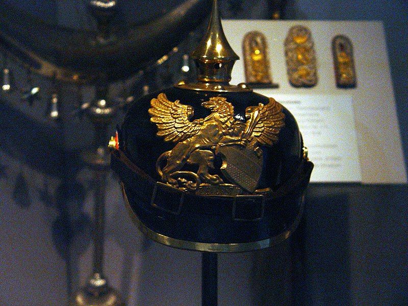 File:Badische Pickelhaube.jpg