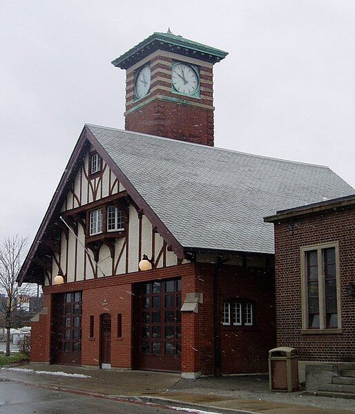 File:CNE Station.JPG