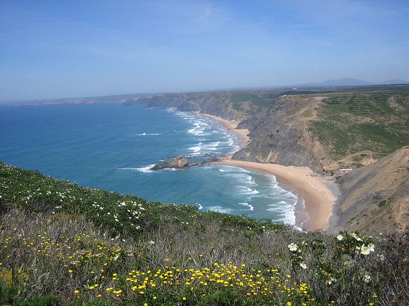 File:Castelejo, Costa vicentina.JPG