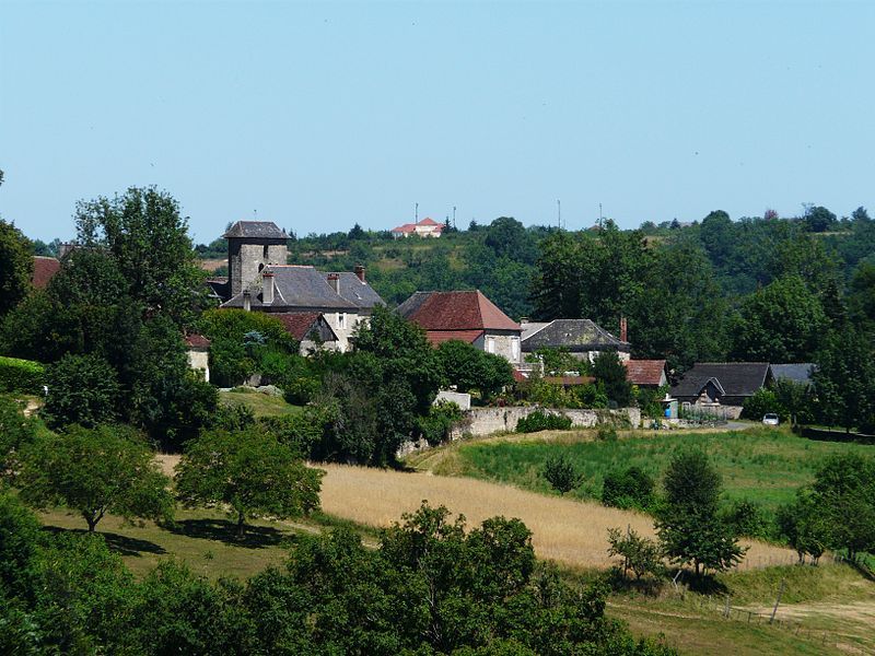 File:Coubjours village.JPG