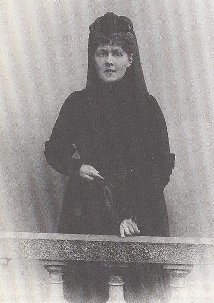 File:Elisabeth förster 1894a.JPG