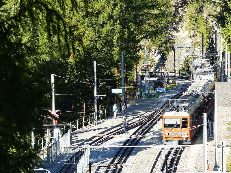 File:Gonergratbahn Station Findelbach.jpg