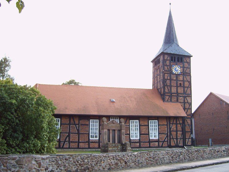 File:Jeggau Kirche.jpg