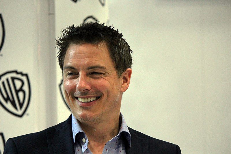 File:JohnBarrowmanSDComicConJul2014.jpg