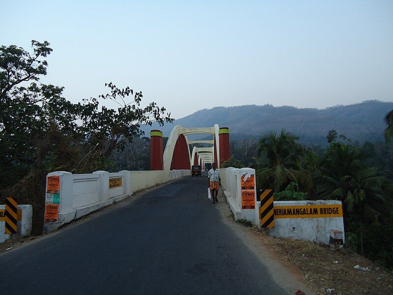 File:Neriamangalam Bridge.JPG