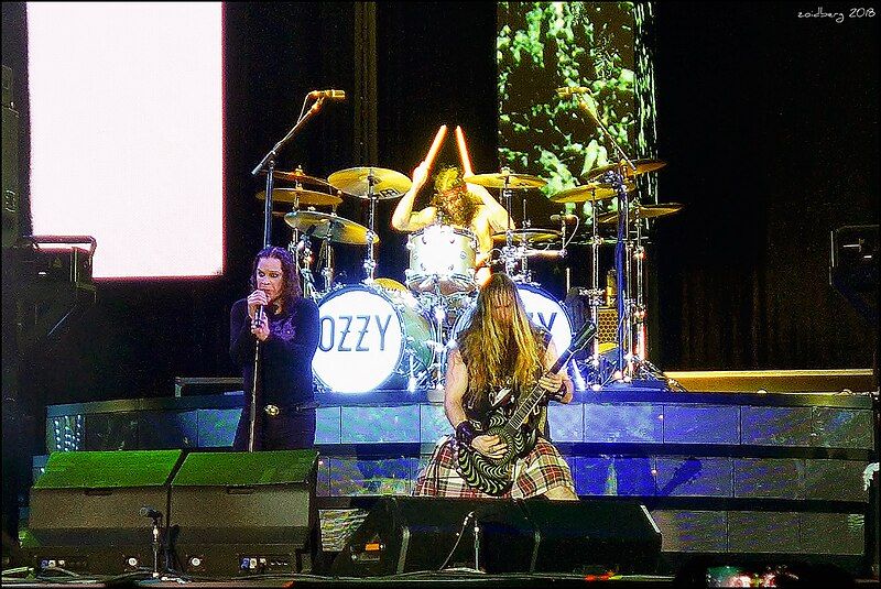 File:Ozzy Osbourne (41493579160).jpg