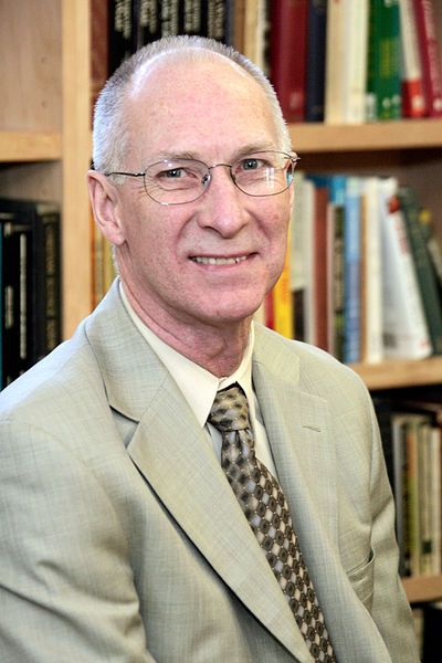 File:Robert Higgs-independent.jpg