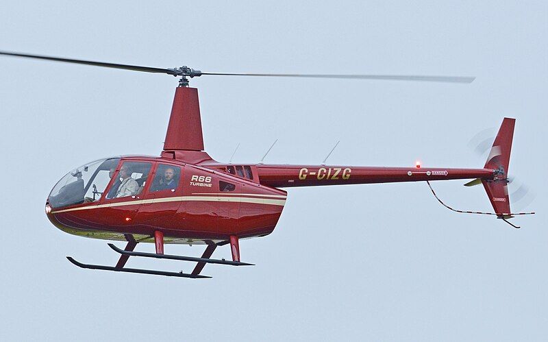 File:Robinson R66 G-CIZG.jpg