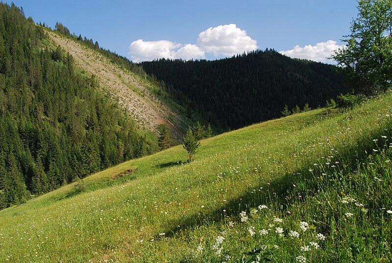 File:Rugova Alps.JPG