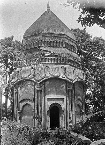 File:Tarokeshwar Mandir.jpg