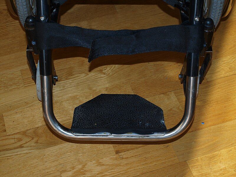 File:Wheelchair footrest.jpg