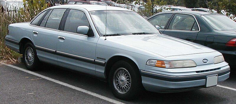 File:Ford-Crown-Vic.jpg