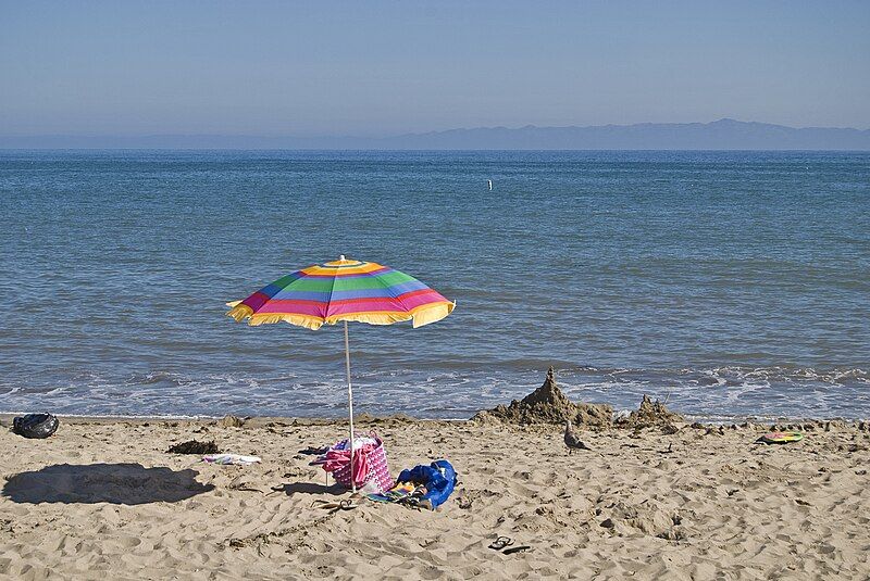 File:Goleta Beach (5972898584).jpg