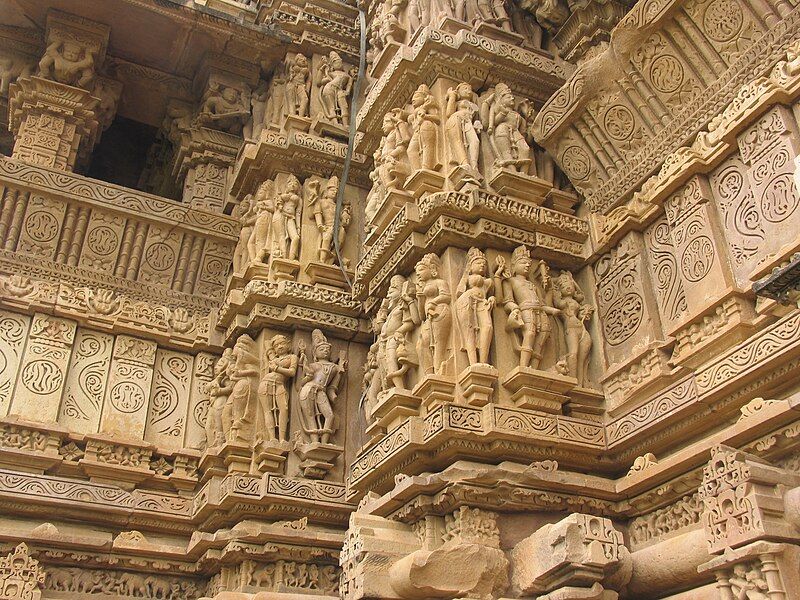 File:Khajuraho reliefs.JPG