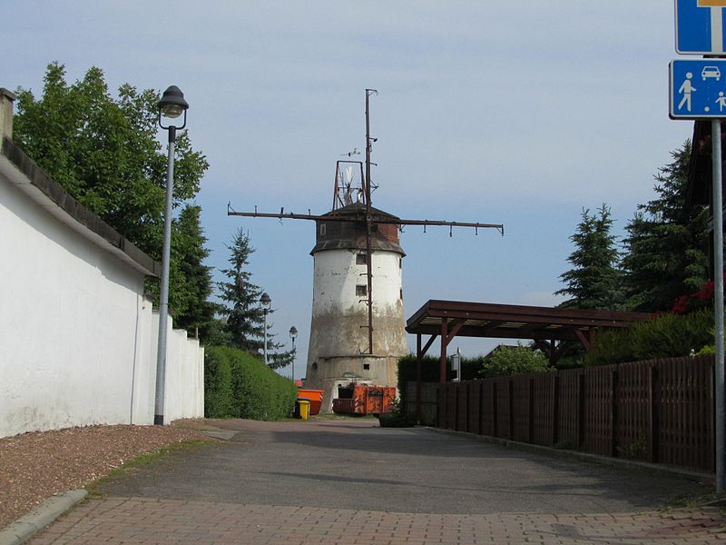 File:Lettin (Halle), Windmühle.jpg