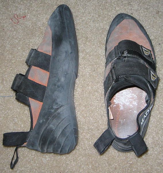 File:Madrock flash shoes.saa.jpeg