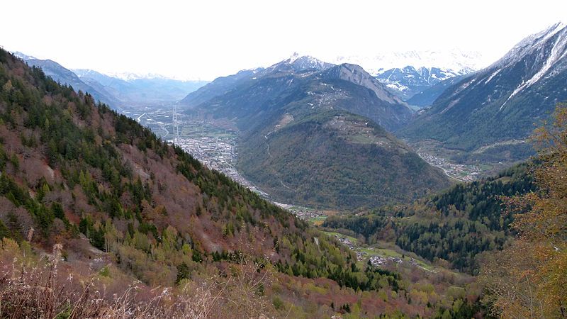 File:Martigny 3.JPG