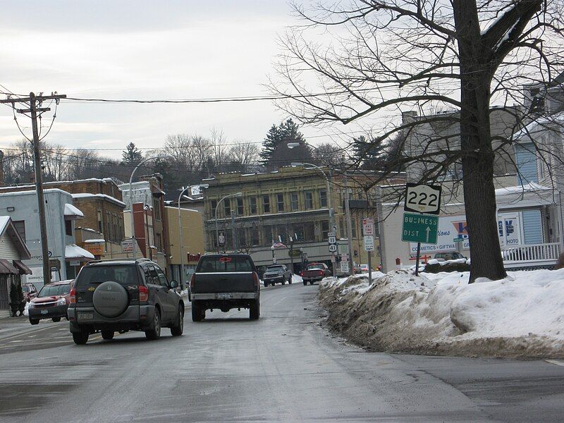 File:NY222EasternTerminus.jpg