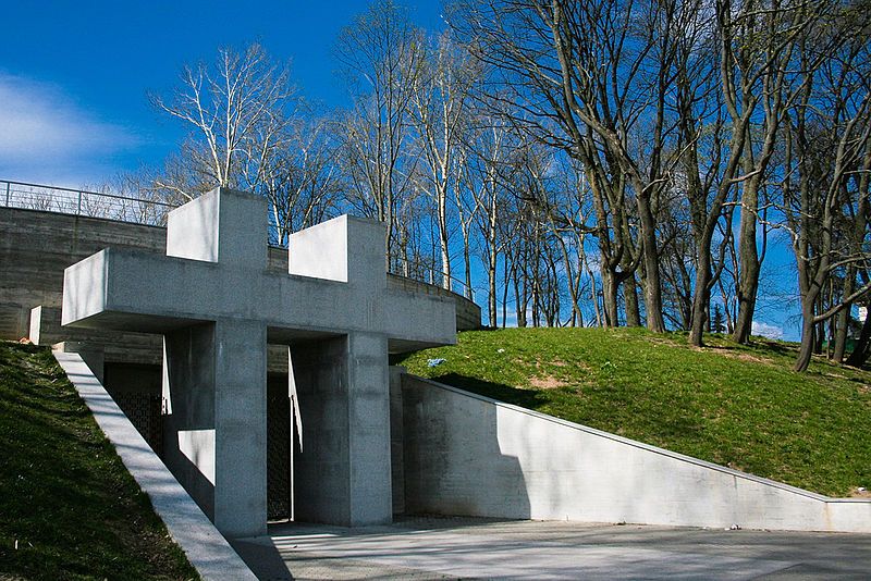 File:Tuskulenai columbarium.jpg