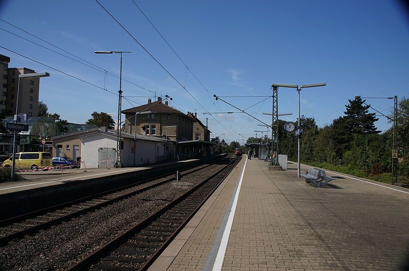 File:Bahnhof Endersbach.jpg