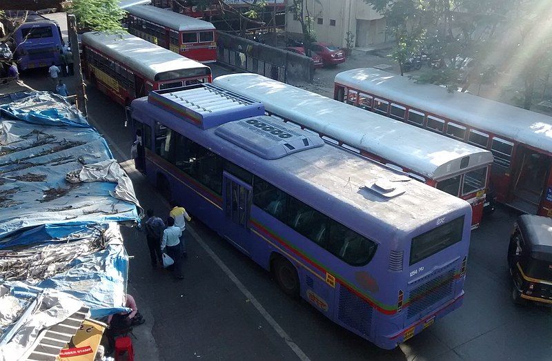 File:Buses-at-Agarkar-Chowk.jpg