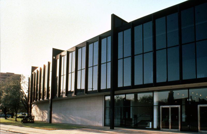 File:CarolineWeissLawBuilding.jpg