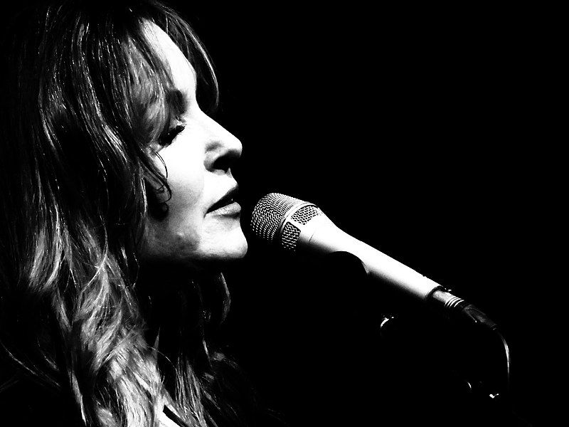 File:GretchenPeters SadSongsMakeMeHappy.jpg