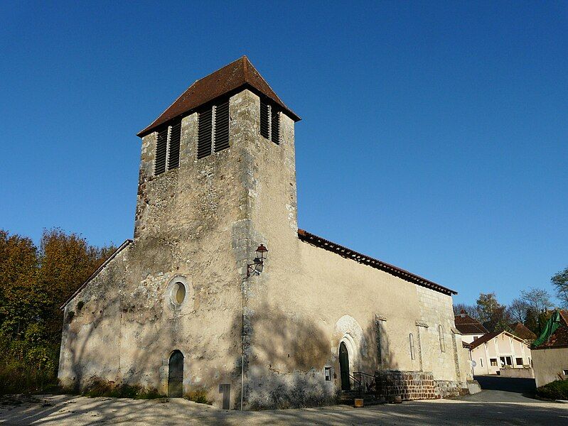 File:Milhac-d'Auberoche église.JPG