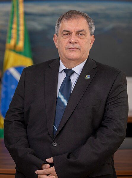 File:Ministro Paulo Alvim.jpg