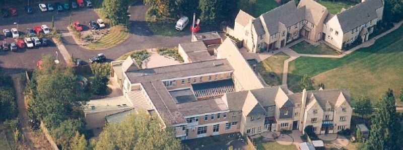 File:Mulberrybushschool-aerial.jpg