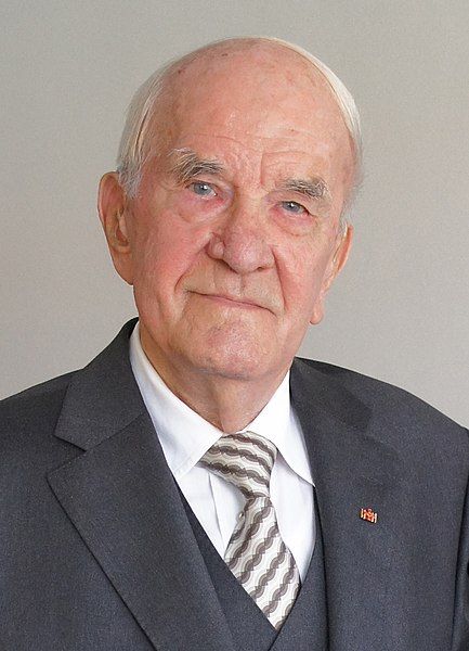 File:Otto Rettenmaier 2012.jpg