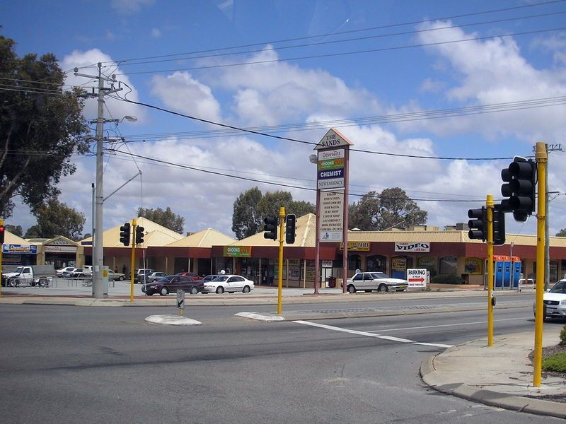 File:Silver Sands Mandurah.jpg