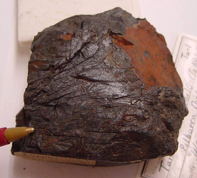 File:Tantalite.jpg