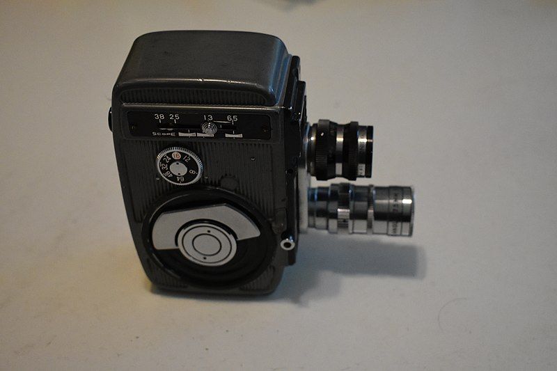 File:Yashica 8.jpg