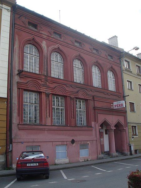 File:Bývalá synagoga.jpg