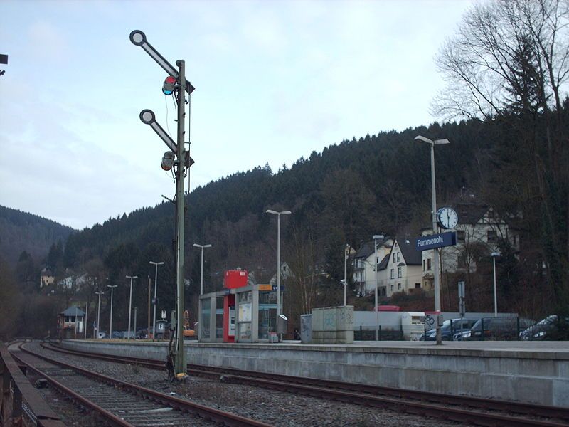 File:Bahnhof Rummenohl.jpg