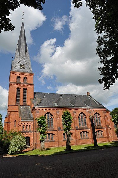 File:Christuskirche (Hemmoor-Warstade).Südansicht.ajb.jpg