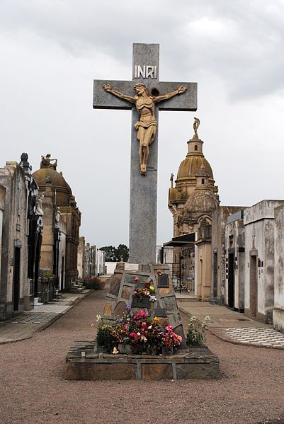 File:Cruz del Cementerio.JPG