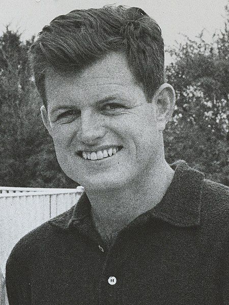 File:Edward Kennedy (2).jpg