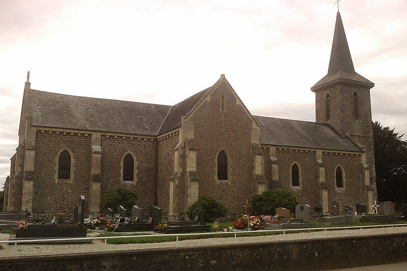 File:Fervaches - Église.jpg