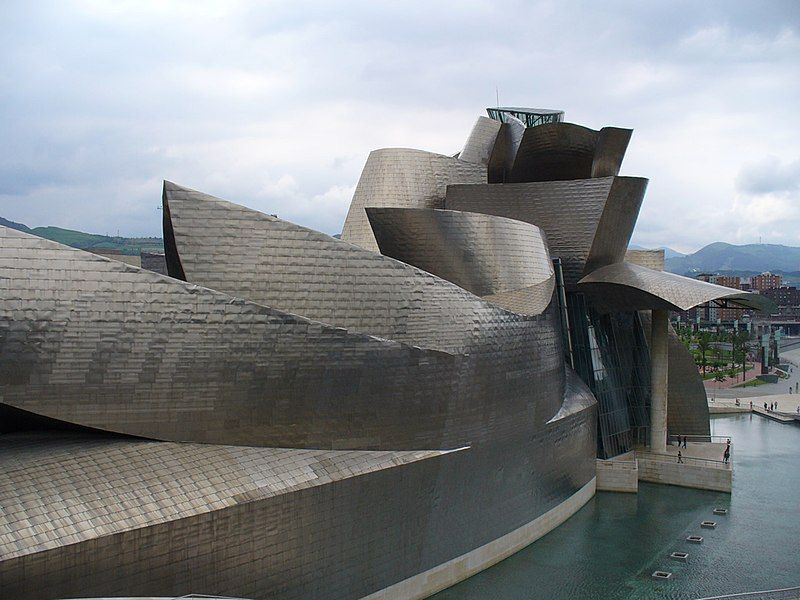 File:Guggenheim Bilbao may-2006.jpg