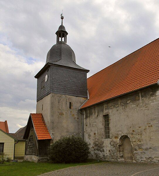 File:Henningsleben-Kirche-2.JPG