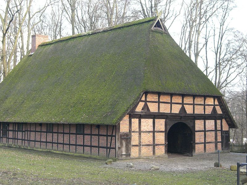 File:Hof der Heidmark.jpg