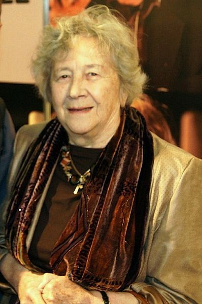 File:Izabela Olszewska.JPG