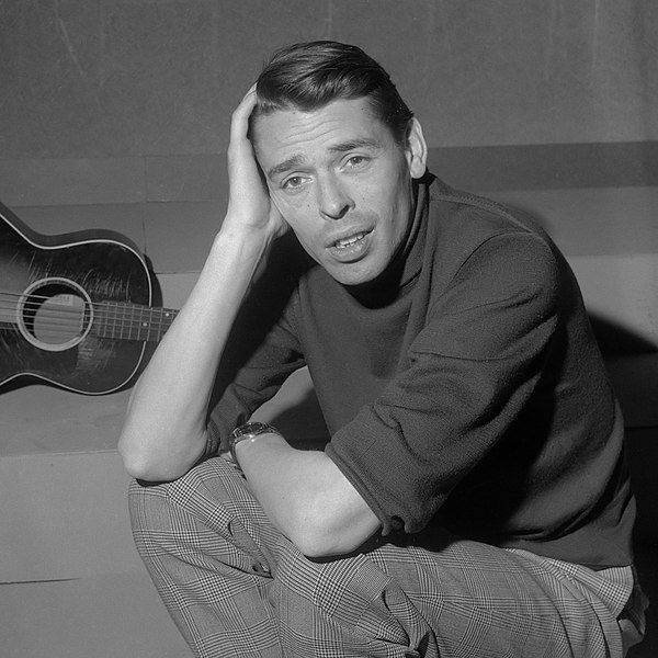 File:Jacques Brel (1962).jpg