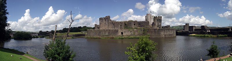 File:Jmw-CaerphilyCastlel-2013-0002.JPG