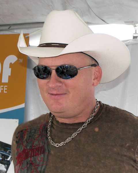 File:Kevin fowler 2007.jpg