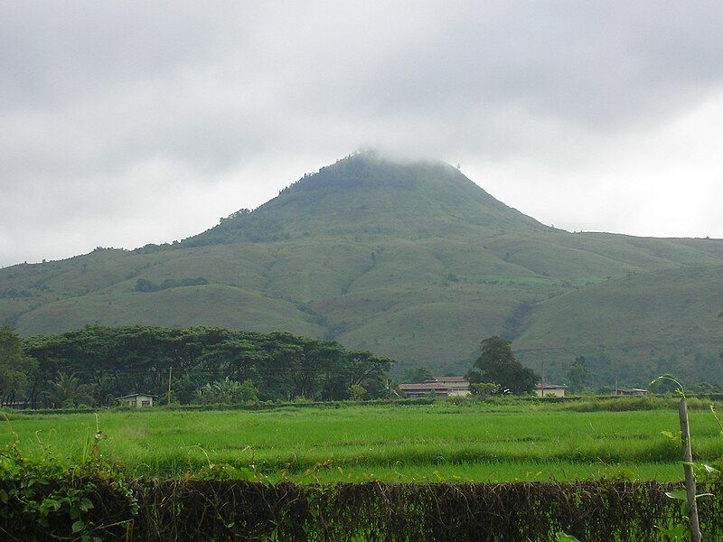 File:MusuanPeak1.jpg