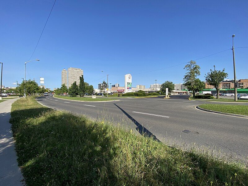 File:Overlea Blvd 2023.jpg