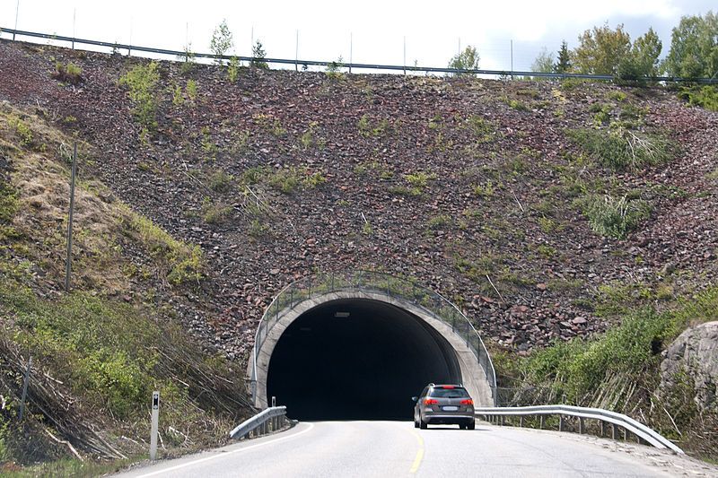 File:SannerholttunnelenRv36.jpg